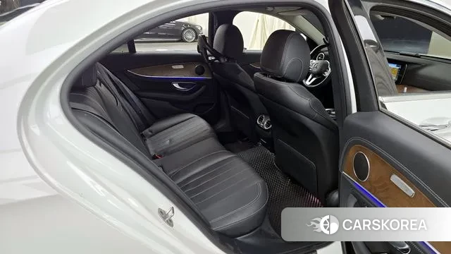 Mercedes-Benz E-Class W213 2019 Белый из Кореи, фото 3