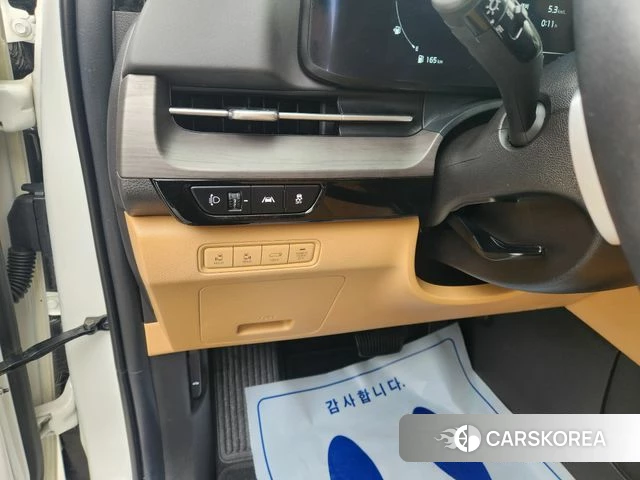 Kia Carnival 4th generation 2023 Белый из Кореи, фото 3
