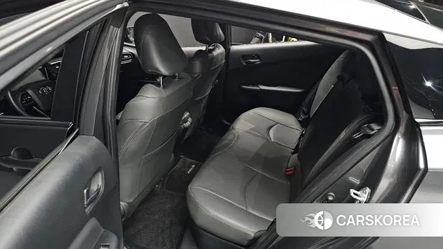 Toyota Prius 4th Generation 2019 Серый из Кореи, фото 3