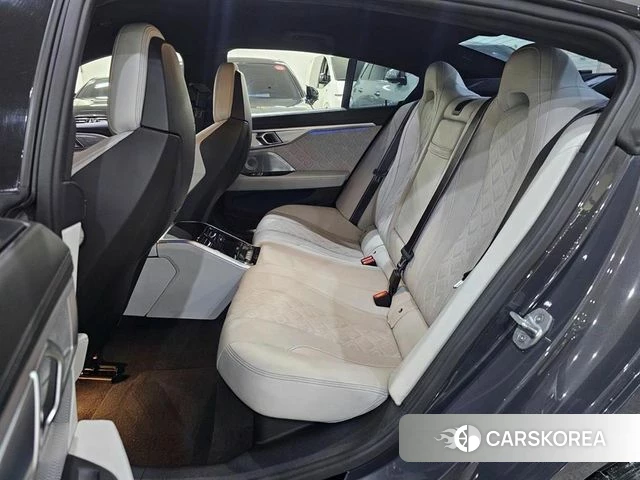 BMW M8 (G15) 2020 Серый из Кореи, фото 3