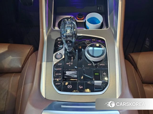 BMW X6 (G06) 2023 Белый из Кореи, фото 3