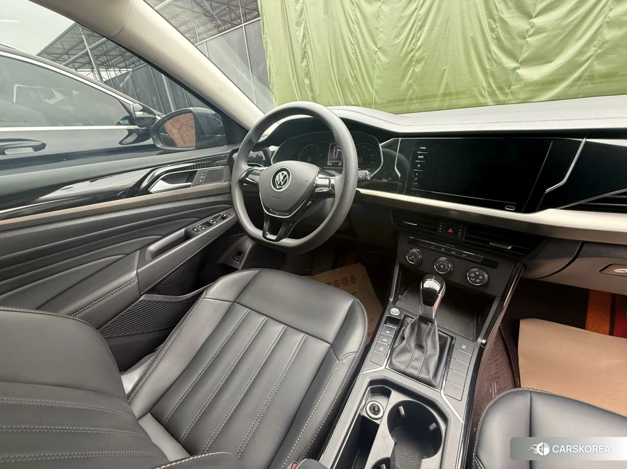 Volkswagen Passat 2021 Черный из Китая, фото 3