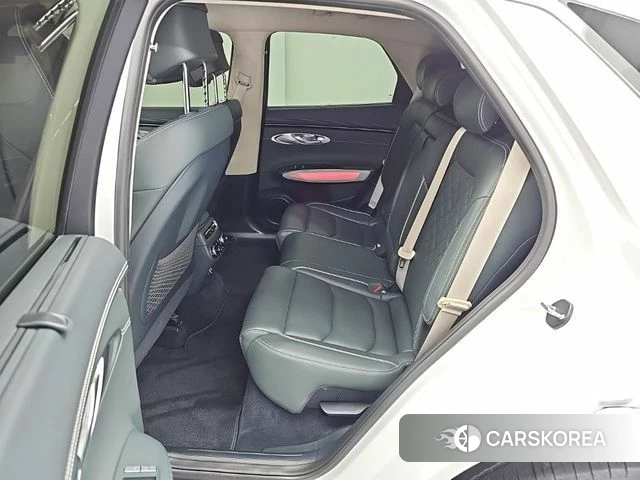 Genesis Electrified GV70 2022 Белый из Кореи, фото 3