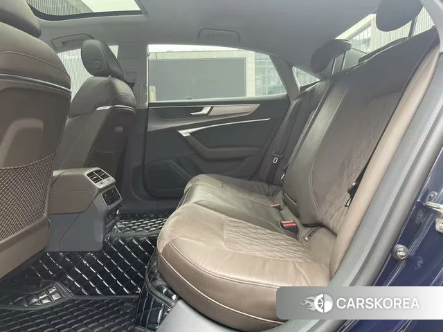 Audi A7L 2024 Другой из Китая, фото 3