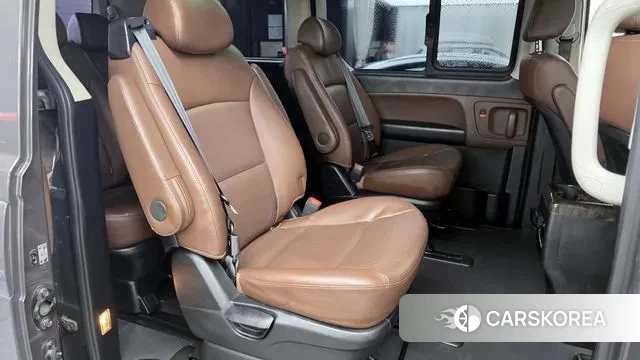 Hyundai The New Grand Starex 2019 Коричневый из Кореи, фото 3