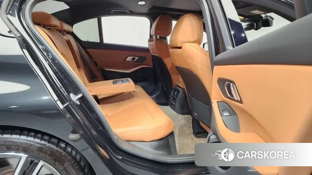 BMW 3 Series (G20) 2023 Черный из Кореи, фото 3