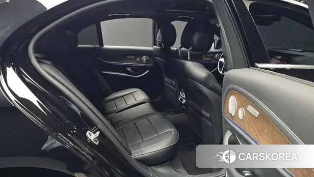 Mercedes-Benz E-Class W213 2021 Черный из Кореи, фото 3