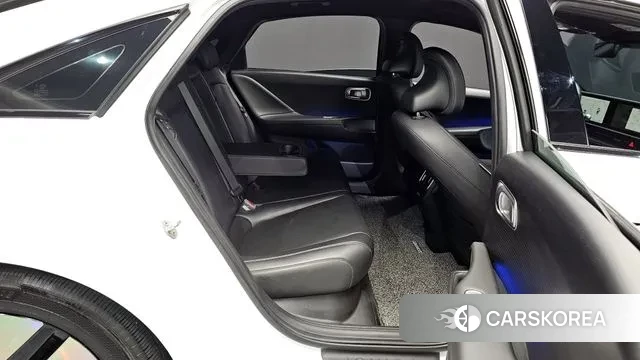 Hyundai Ionic 6 2023 Белый из Кореи, фото 3