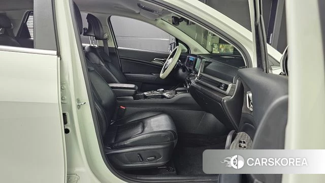 Kia Sportage 5th Generation 2022 Белый из Кореи, фото 3