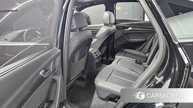 Audi Q5 (FY) 2023 Черный из Кореи, фото 3