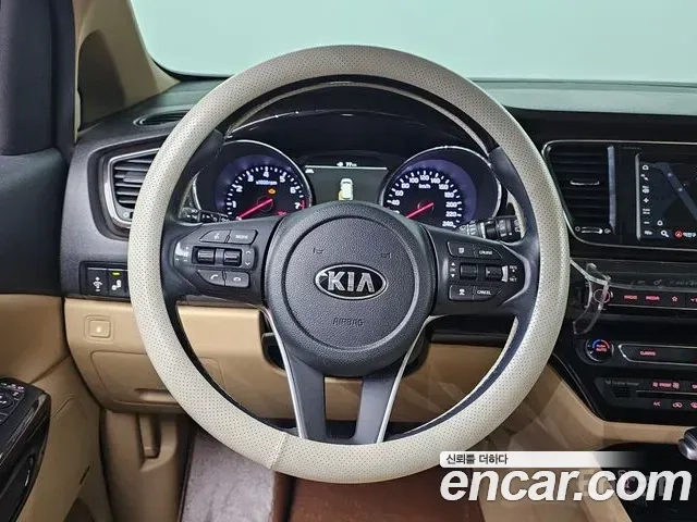 Kia The New Carnival 2019 Белый из Кореи, фото 3