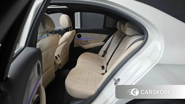 Mercedes-Benz E-Class W213 2021 Белый из Кореи, фото 3