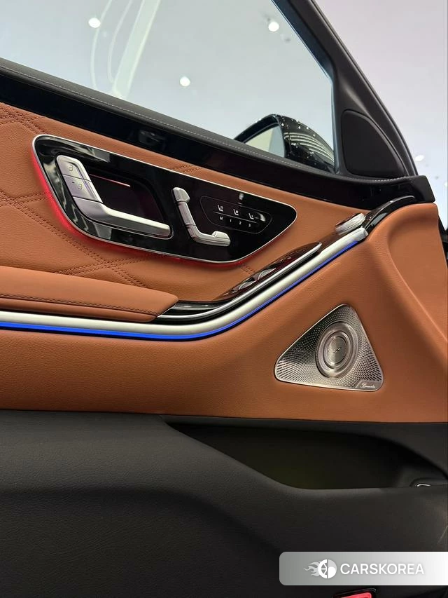 Mercedes-Benz Maybach S-class 2026 Черный из Китая, фото 3