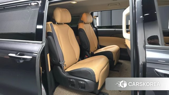 Kia Carnival 4th generation 2022 Серый из Кореи, фото 3