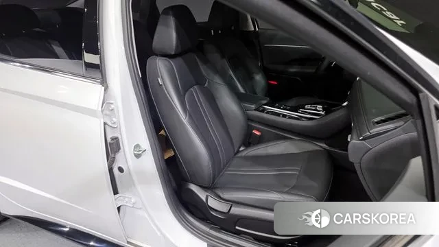 Hyundai Sonata (DN8) 2021 Белый из Кореи, фото 3