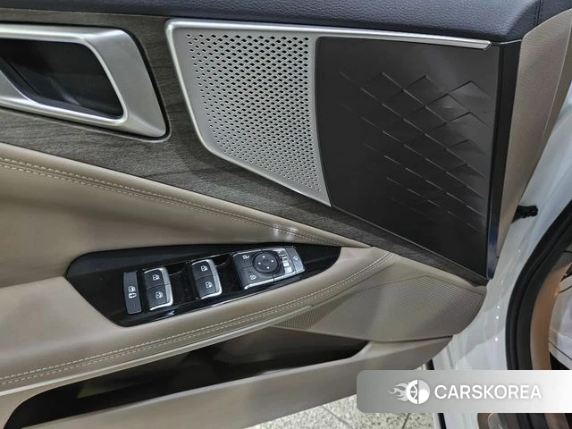 Kia K8 Hybrid 2023 Белый из Кореи, фото 3