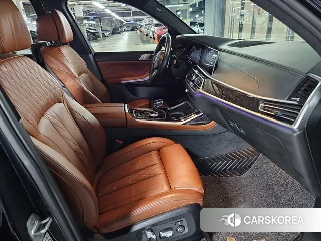 BMW X7 (G07) 2021 Черный из Кореи, фото 3