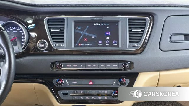 Kia The New Carnival 2018 Белый из Кореи, фото 3