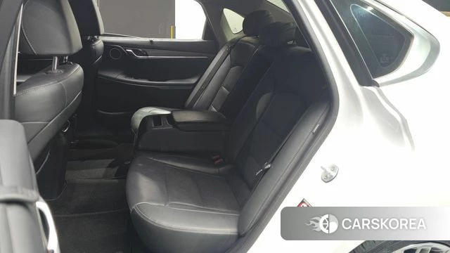 Hyundai Grandeur IG 2018 Белый из Кореи, фото 3