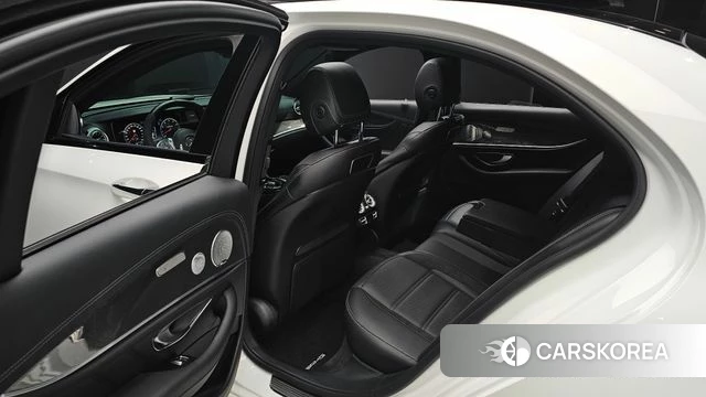 Mercedes-Benz E-Class W213 2019 Белый из Кореи, фото 3