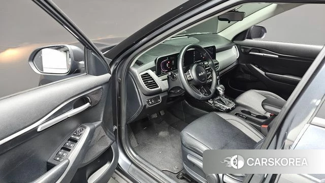Kia The New Seltos 2024 Серый из Кореи, фото 3