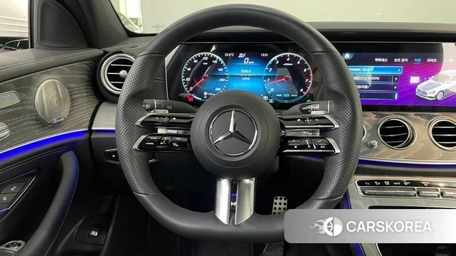 Mercedes-Benz E-Class W213 2022 Белый из Кореи, фото 3