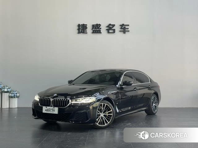 BMW 5 series 2021 Черный из Китая, фото 3