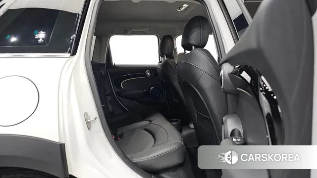 Mini Cooper 2023 Белый из Кореи, фото 3