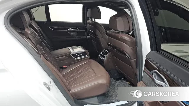 BMW 7 Series (G11) 2020 Белый из Кореи, фото 3