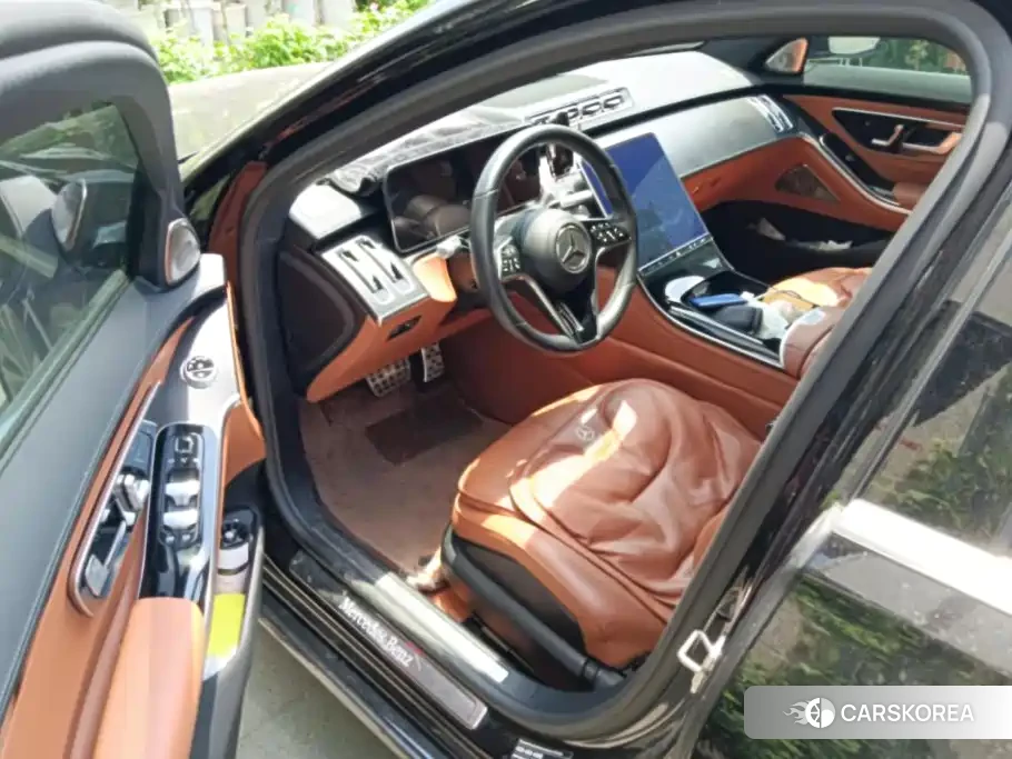 Mercedes-Benz S-Class 2024 Черный из Китая, фото 3