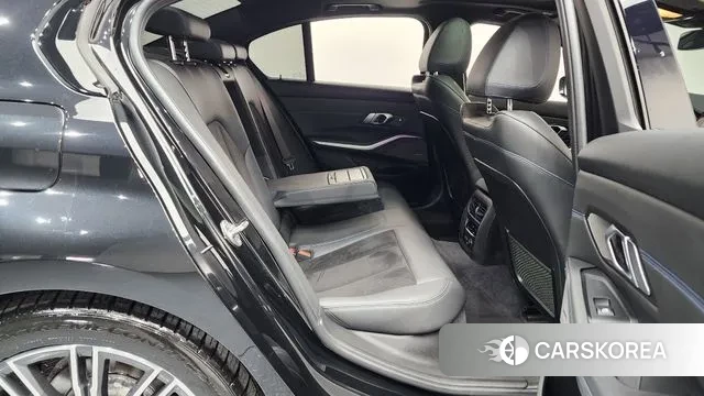 BMW 3 Series (G20) 2020 Черный из Кореи, фото 3