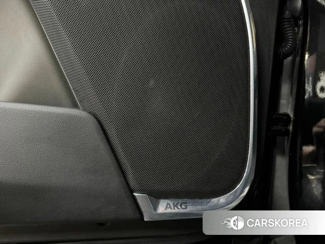 Cadillac Escalade 5th Generation 2021 Черный из Кореи, фото 3