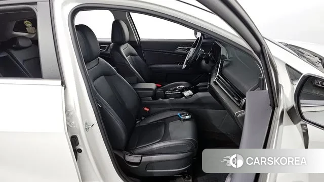 Kia Sportage 5th Generation Hybrid 2022 Белый из Кореи, фото 3