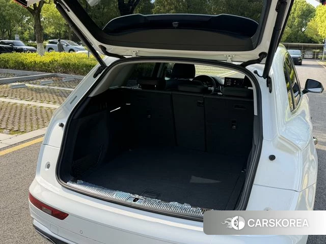 Audi Q5L 2022 Белый из Китая, фото 3