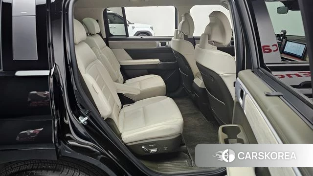 Hyundai Santa Fe (MX5) 2024 Черный из Кореи, фото 3