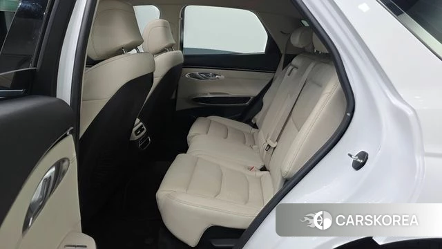 Genesis GV70 2022 Белый из Кореи, фото 3