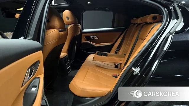 BMW 3 Series (G20) 2023 Черный из Кореи, фото 3