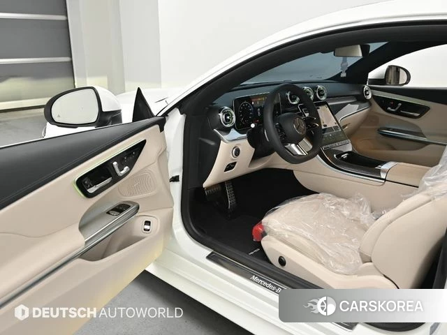 Mercedes-Benz CLE-Class C236 2026 Белый из Кореи, фото 3