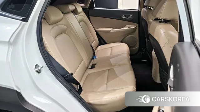 Hyundai Kona 2018 Белый из Кореи, фото 3