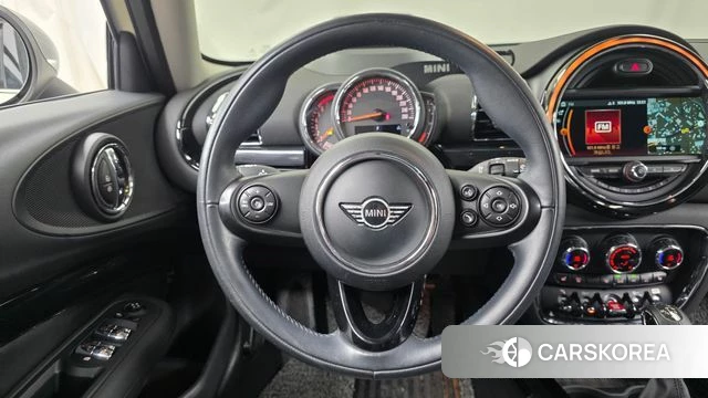 Mini Cooper Clubman 2018 Жемчужный цвет из Кореи, фото 3