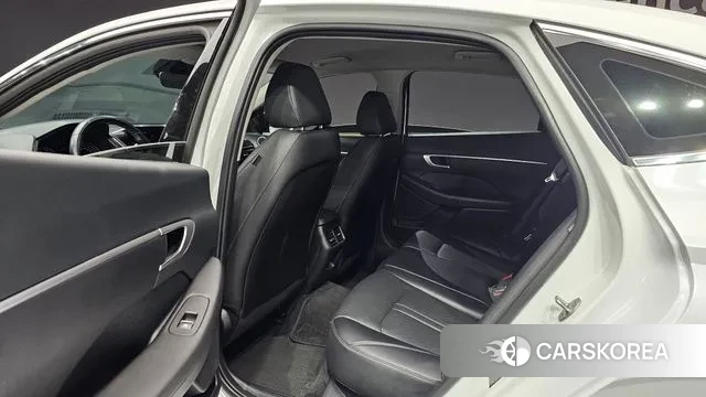 Hyundai Sonata (DN8) 2022 Белый из Кореи, фото 3