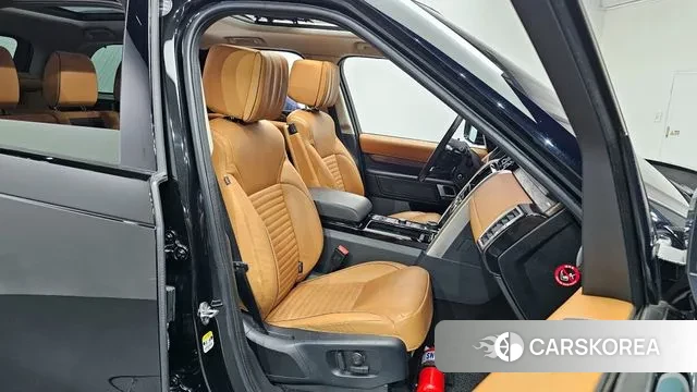 Land Rover Discovery 5 2018 Черный из Кореи, фото 3