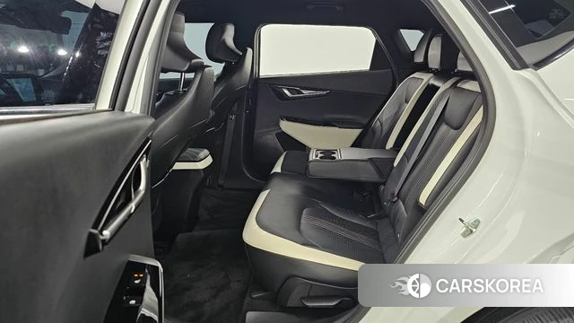 Kia EV6 2023 Белый из Кореи, фото 3