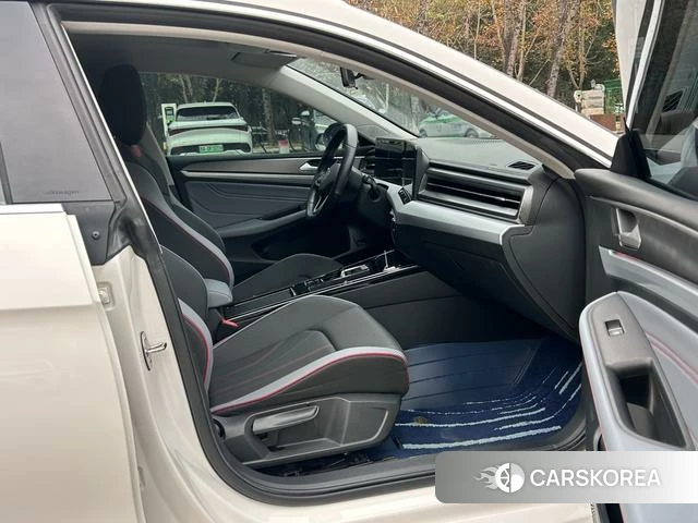 Volkswagen Lingdu 2022 Белый из Китая, фото 3