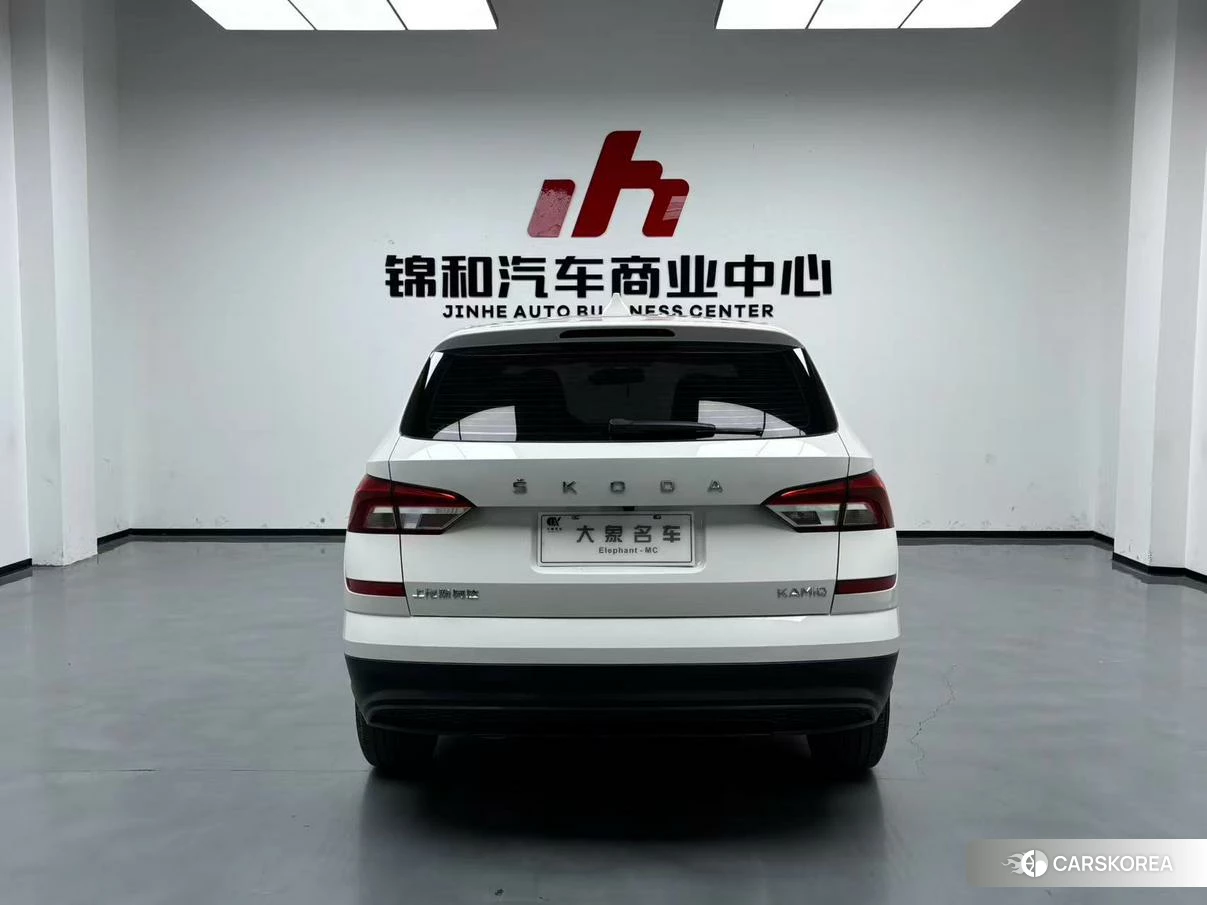 Skoda Komick 2020 Белый из Китая, фото 3