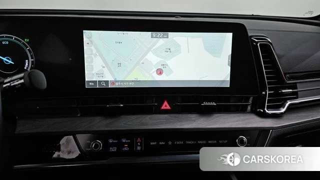 Kia Sportage 5th Generation Hybrid 2022 Серебристо-серый из Кореи, фото 3