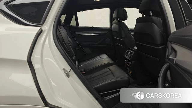 BMW X6 (F16) 2018 Белый из Кореи, фото 3