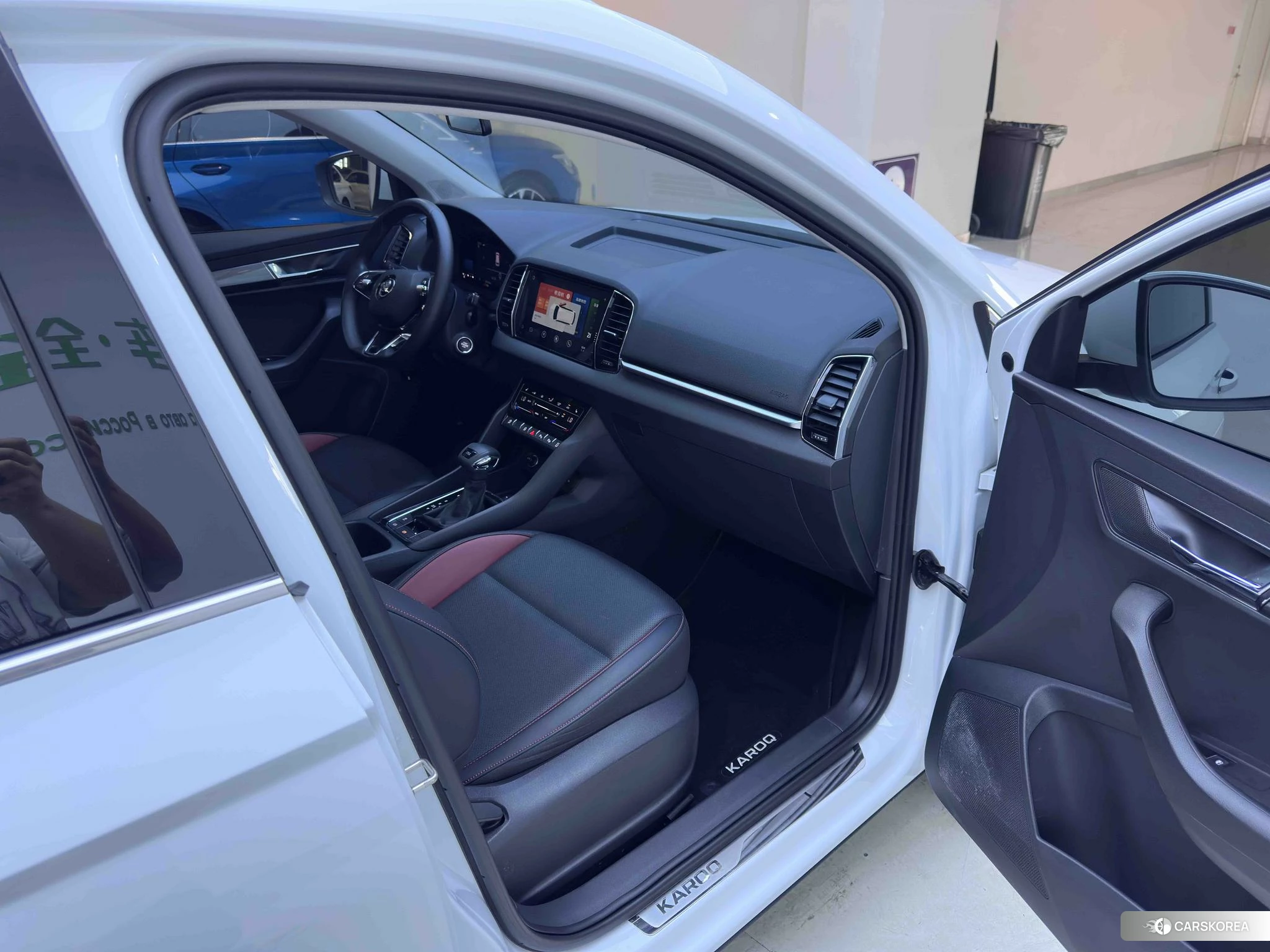 Skoda Krok 2023 Белый из Китая, фото 3