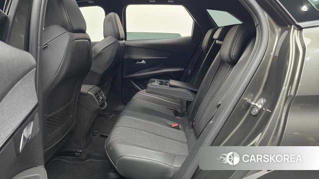 Peugeot 3008 second generation 2020 Серый из Кореи, фото 3
