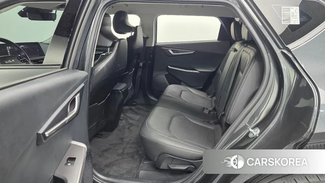 Kia EV6 2024 Серый из Кореи, фото 3